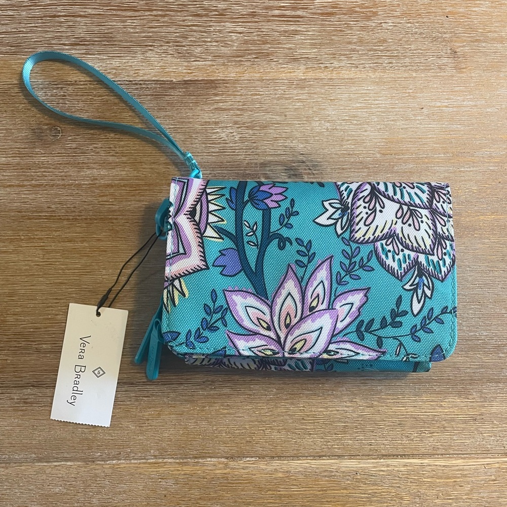 Vera Bradley Lighten Up RFID 3-in-1 Crossbody in Peacock Garden